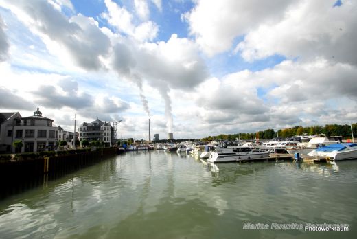 Der Himmel über dem Hafen